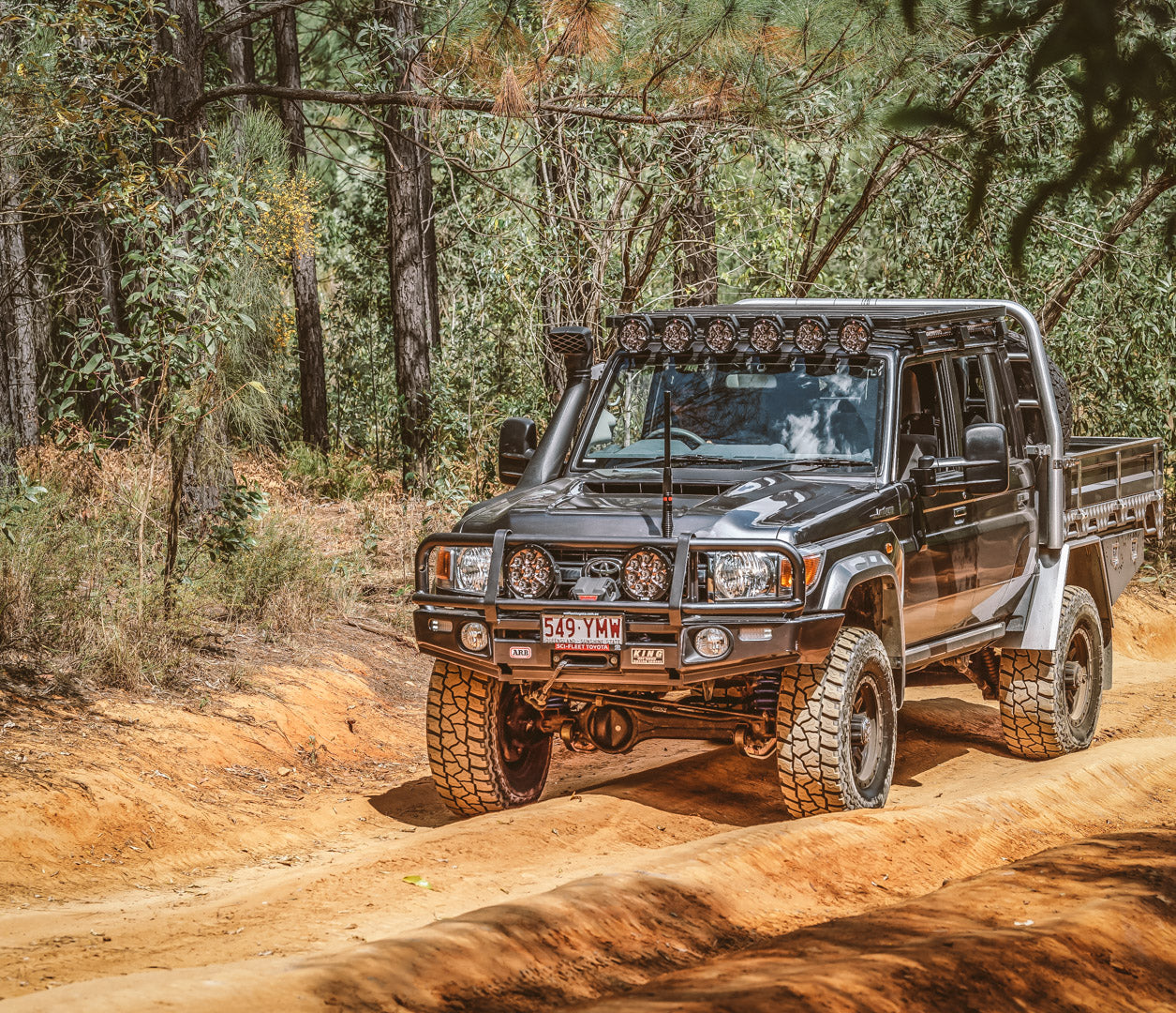 Bumpy Track Fwd The Best 4WD Tracks On The Sunshine Coast — Accelerate Off-Grid Touring