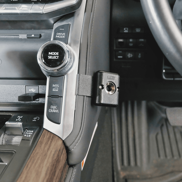 Accelerate Off-Grid Touring DIY Accessories UHF Handpiece Bracket - LC300 Series - Dash Mount