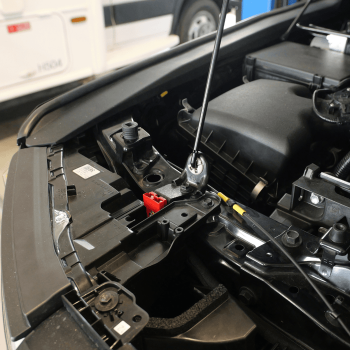 Accelerate Off-Grid Touring Dual Battery - Prado 250 Series - Under Bonnet - Jumpstart Feature