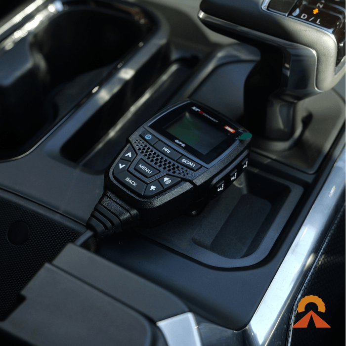 Accelerate Off-Grid Touring UHF Handpiece Mount - Chev Silverdao 1500 - Centre Console